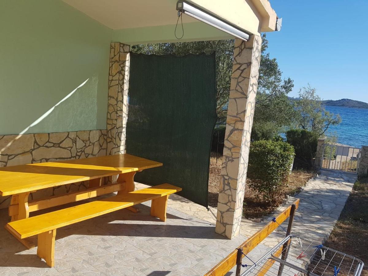 Secluded Fisherman'S Cottage Cove Zuborovica, Pasman - 321 Mrljane Exterior foto